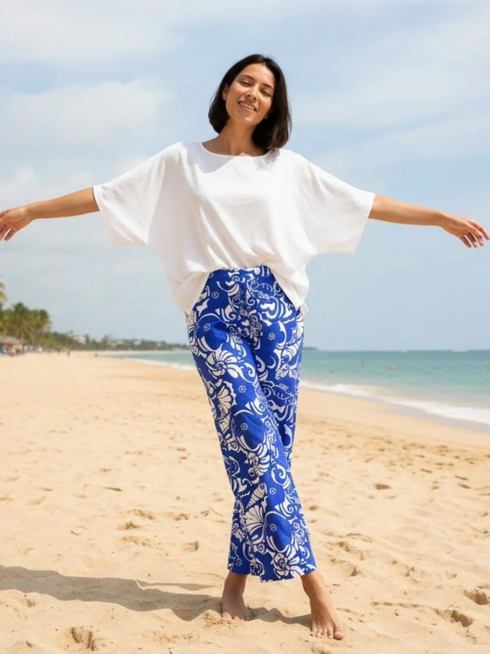 Lilly Pulitzer Blue and White Floral Swim Sarong Pants